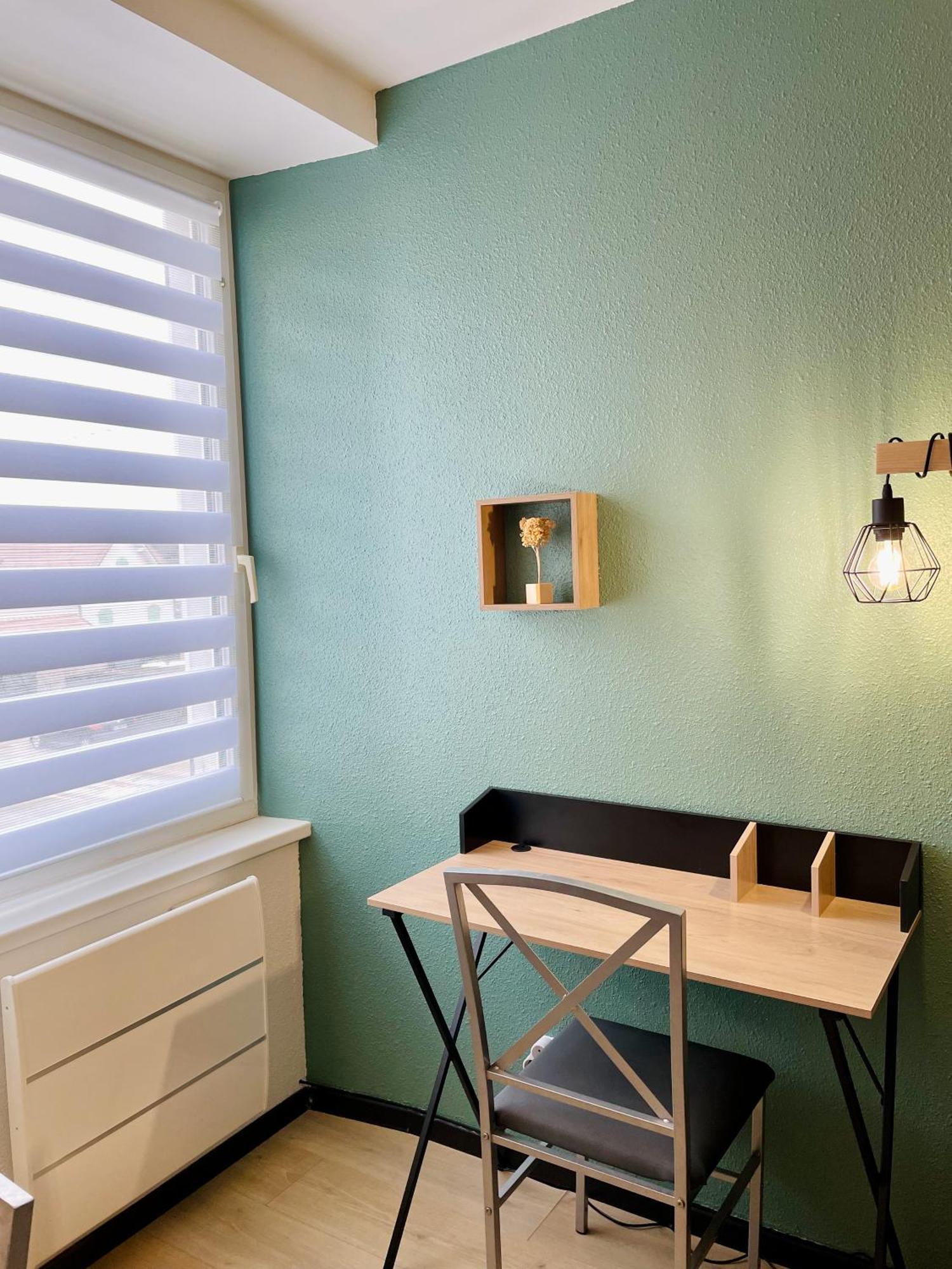 Joli Appartement Avec Parking Montbeliard Exterior photo